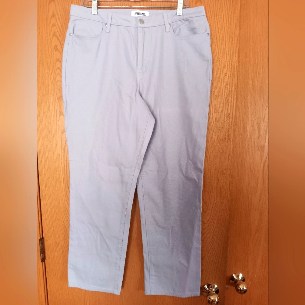 Women's size 14 (32), RSQ light grey jeans